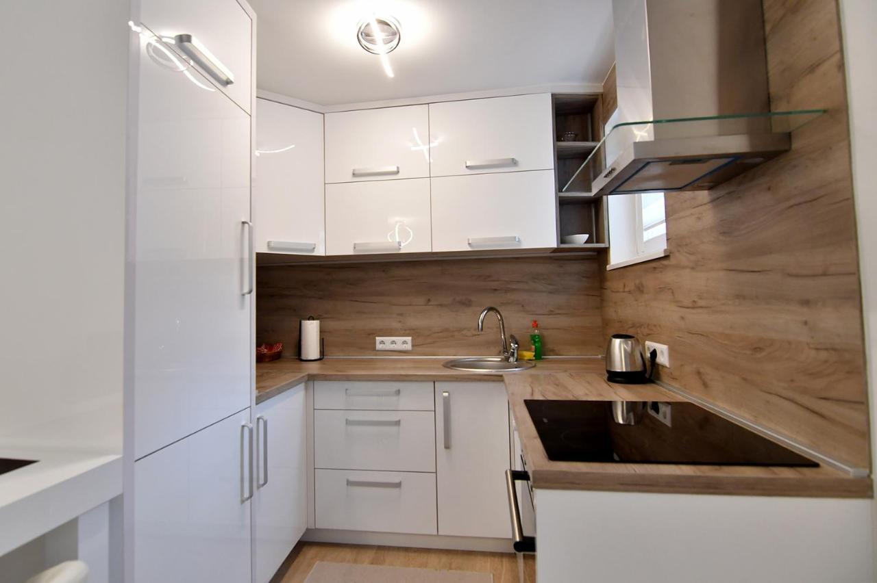 Garden Of Dreams & Free Private Parking Apartment Sarajevo Exterior photo